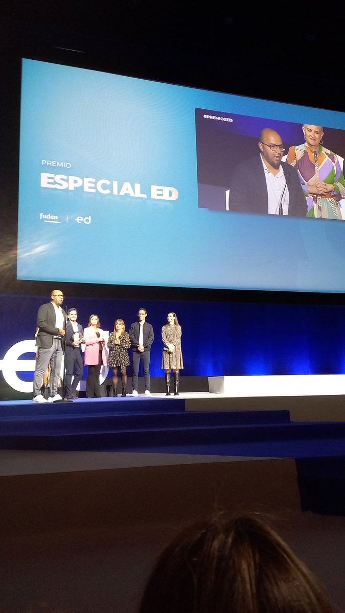 mgonramc's tweet photo. Noche muy grande para la enfermeria del Hospital Universitario Ntra Sra de Candelaria, en #PremiosED  premios q reconocen la tremenda labor de nuestros profesionales, el impacto en salud de nuestra sociedad, su compromiso y tanto más
Bravo @MarisaCP_EUENSC Bravo UCI pediatría!!! https://t.co/Pi701vpR2H