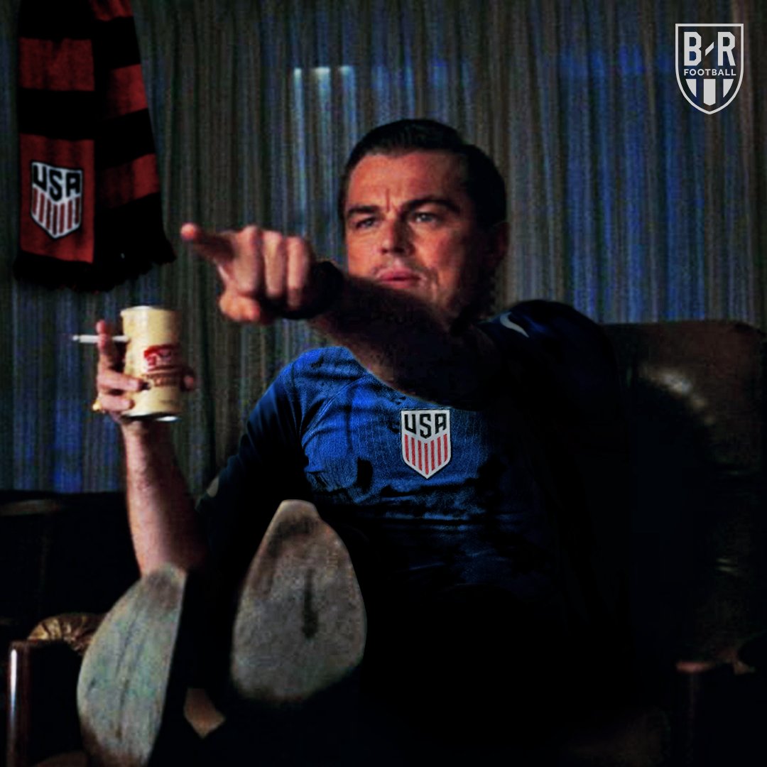 USA fans seeing Gio Reyna 𝐟𝐢𝐧𝐚𝐥𝐥𝐲 make his World Cup debut: