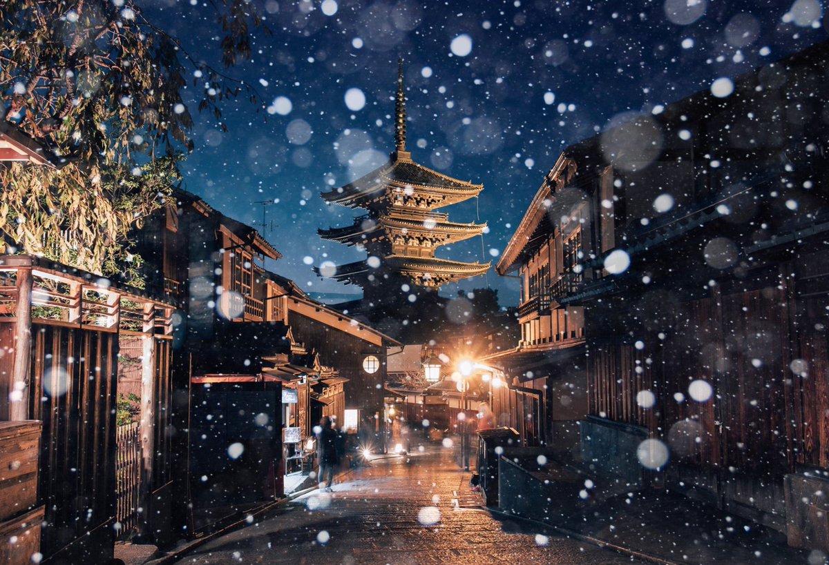 Cavin (@nearop) on Twitter photo Buying photo NFTs is such a magical experience, directly able to show appreciation to the creators for the work they've created.
Collected #9 - Silent Night by <a href="/tchebotarev/">Nicolai Tchebotarev</a>
sloika.xyz/tchebotarev.et… Buying photo NFTs is such a magical experience, directly able to show appreciation to the creators for the work they've created.
Collected #9 - Silent Night by <a href="/tchebotarev/">Nicolai Tchebotarev</a>
sloika.xyz/tchebotarev.et…