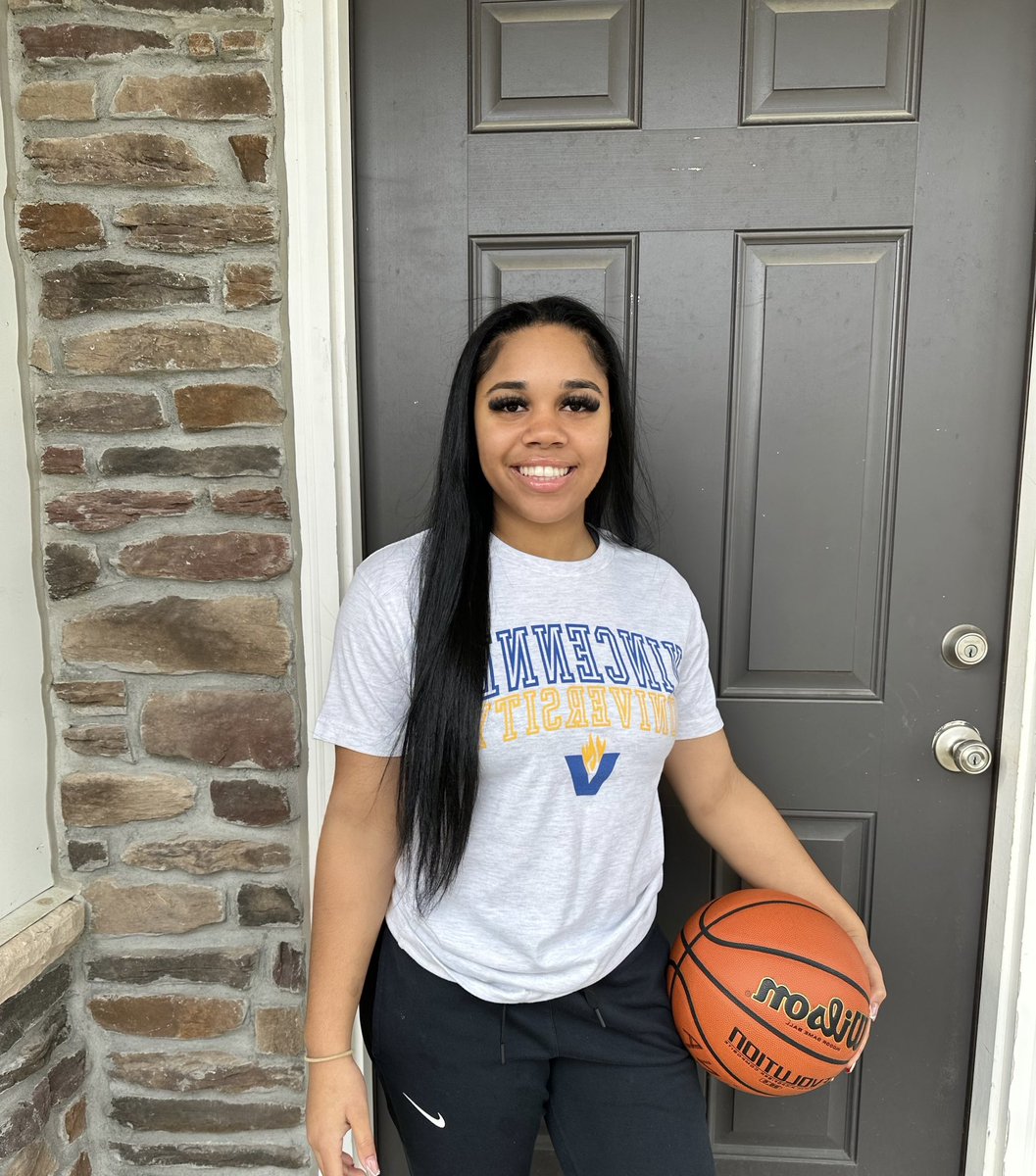 karina scott tweet media