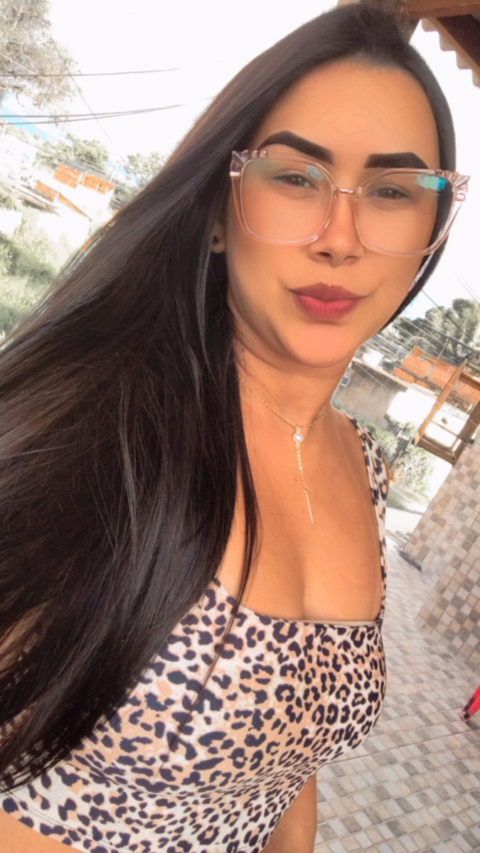 Karllinhaklen07's tweet photo. 🥰🌸 https://t.co/thrKwlY1Z0