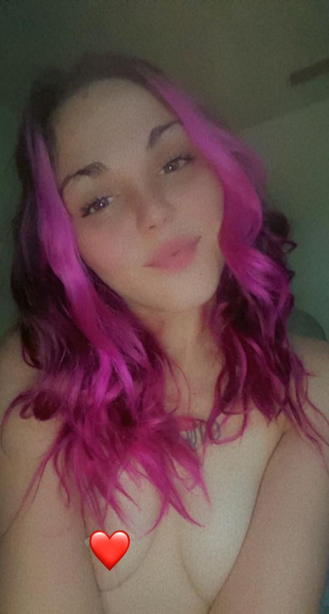 leeleeb6996's tweet photo. Hey there! 👋🏼 I’m new here and looking for some company 😏 Any takers? 🥰 #needadaddy #SugarBabyTwitter https://t.co/8I1XNvvI10