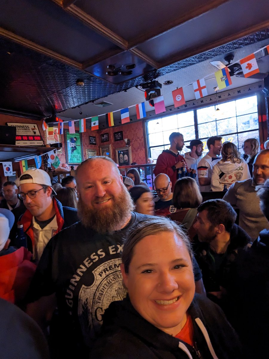 sarahm6's tweet photo. USA v England game in a pub full of soccer fans is a great way to celebrate my birthday #thisis40 https://t.co/xM23gzUh5P