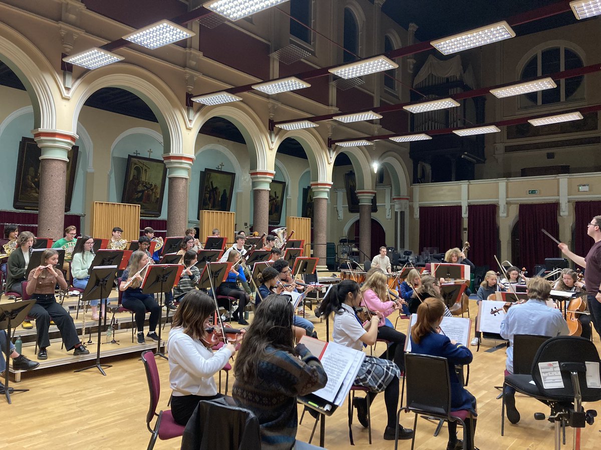 liverpoolphilEd's tweet photo. Youth Orchestra are in their final rehearsal before their concert on Sunday and they are sounding fantastic 🤩 The hard work and dedication of every young person shines through and we can’t wait to see them on stage @liverpoolphil 

Buy your ticket now! 
https://t.co/3Ci1W6JwY1 https://t.co/zeRRGTCv3a