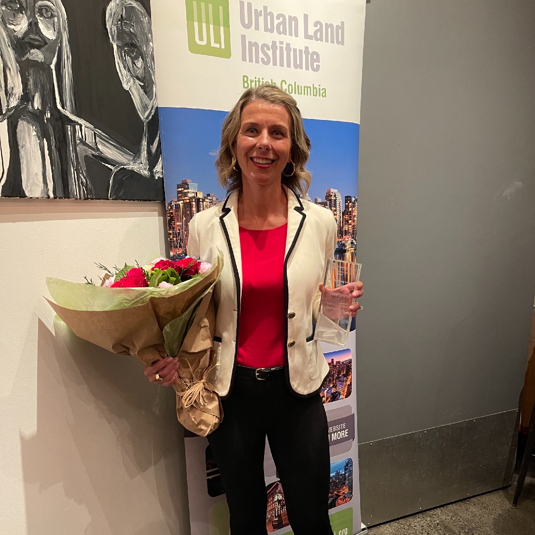 ULIBC's tweet photo. Congrats to Tegan Smith, #WLIBC's recipient of the 2022 Outstanding Leader award!
Read all about Tegan on WLI BC's webpage here: https://t.co/ghi28g7MIr
WLI BC Leadership Recognition Program and Annual Sponsor: @CenturyGroupDev
#ULIBC #WLI #OutstandingLeader #FemaleLeader https://t.co/ar9B6QCB0w