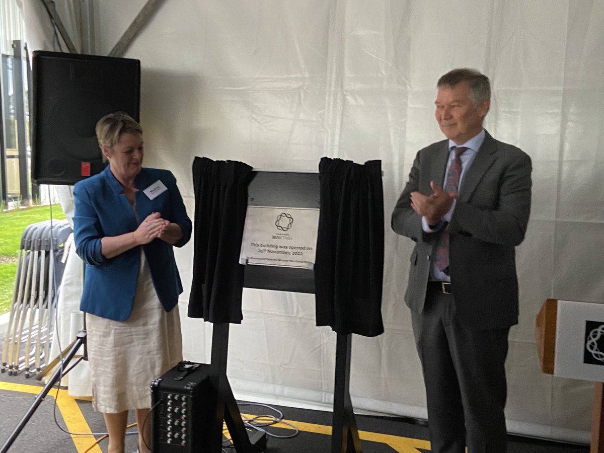 Exceptionally good to be part of the formal opening of Sanford’s new bioactives facility in Blenheim. The very essence of moving from volume to value, lifting skills, delivering higher productivity and supporting exports. Congratulations to Sir Rob, Andrew and all the team.