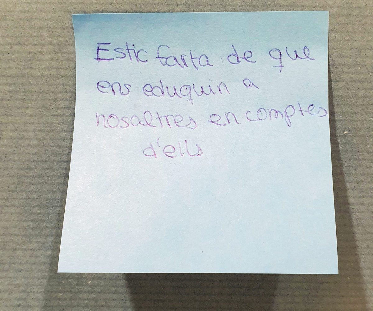 Institut Brugulat (@insbrugulat) on Twitter photo L’Ateneu Obert de la Dona ens ha cedit l’exposició “ Les mil cares del masclisme” i ha realitzat una taller de sensibilització als alumnes de 4t d’ESO per tal de sensibilitzar envers aquest tema per desgràcia tan actual. <a href="/aodbanyoles/">aodbanyoles</a> #4tesobrugulat #25N L’Ateneu Obert de la Dona ens ha cedit l’exposició “ Les mil cares del masclisme” i ha realitzat una taller de sensibilització als alumnes de 4t d’ESO per tal de sensibilitzar envers aquest tema per desgràcia tan actual. <a href="/aodbanyoles/">aodbanyoles</a> #4tesobrugulat #25N