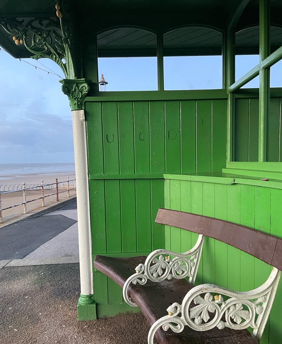 I_like's tweet image. In Blackpool and it’s beautiful in the winter sun