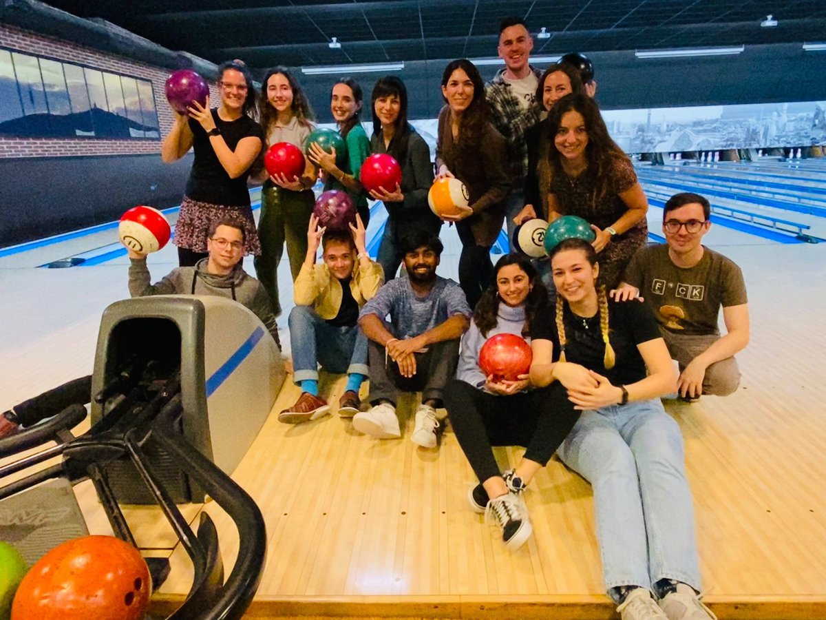 adomostegui's tweet photo. @mlopezosias @CrisMayorRuiz @AlejoFraticelli @IRBBarcelona @DirenaAC @FraticelliLab It has been an amazing day! ❤️
Showing our incredible skills at bowling too 💪
Many thanks to @mlopezosias for organizing it! https://t.co/4kKGP7ww9j