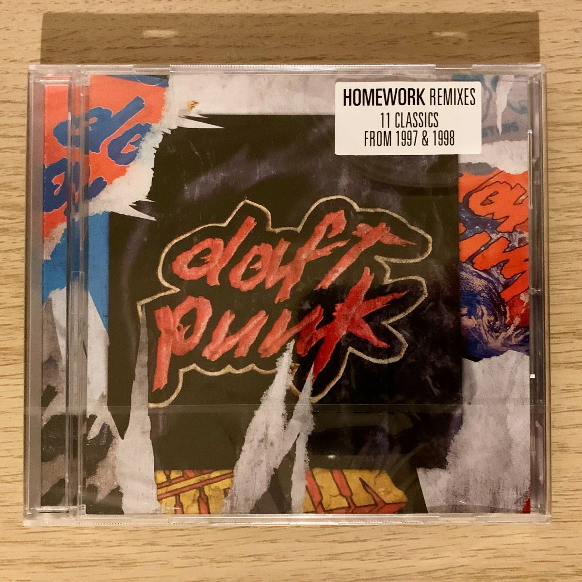 DiegoImperatore's tweet photo. Comprare un cd “dei Daft Punk” dopo 9 anni…
♥️
Homework Remixes
.
#DaftPunk #guymanueldehomemchristo #thomasbangalter #somarecordings #frechtouch #remix #cd #compactdisc #cdcollection #cdcollector #music #musica #aroundtheworld #revolution909 #burnin #france #daftlife #daftarts https://t.co/KHqOvRw986