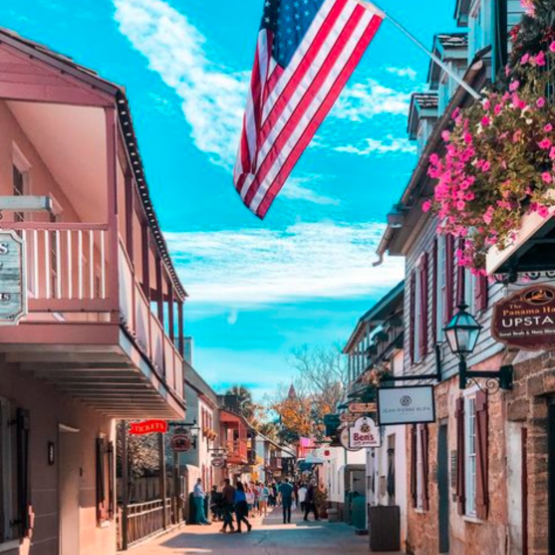 DoubleTreeStAug's tweet image. Today might be all about the deals but tomorrow is #SmallBusinessSaturday!

Take a stroll on St. George Street and support St. Augustine’s local shops and boutiques! Only a 10-minute walk from the hotel! 🛍

📸: @cannerozkan