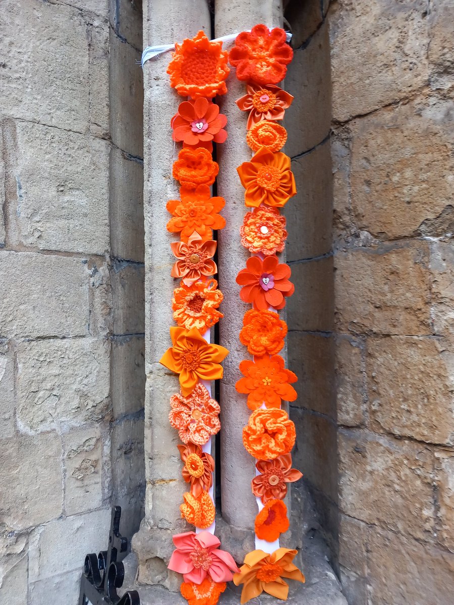 Bawso's tweet photo. Thank you to the Canon of @LlandaffCath for leading today's service. Your kindness over the years is much appreciated.
Thank you also to @LlamauUK for hosting us outside your office for the March.
Thank you also to @cardiffwaid @Women_CF and @newpathways_ for the support 💜🕯🎗 https://t.co/8eodCFvZa6