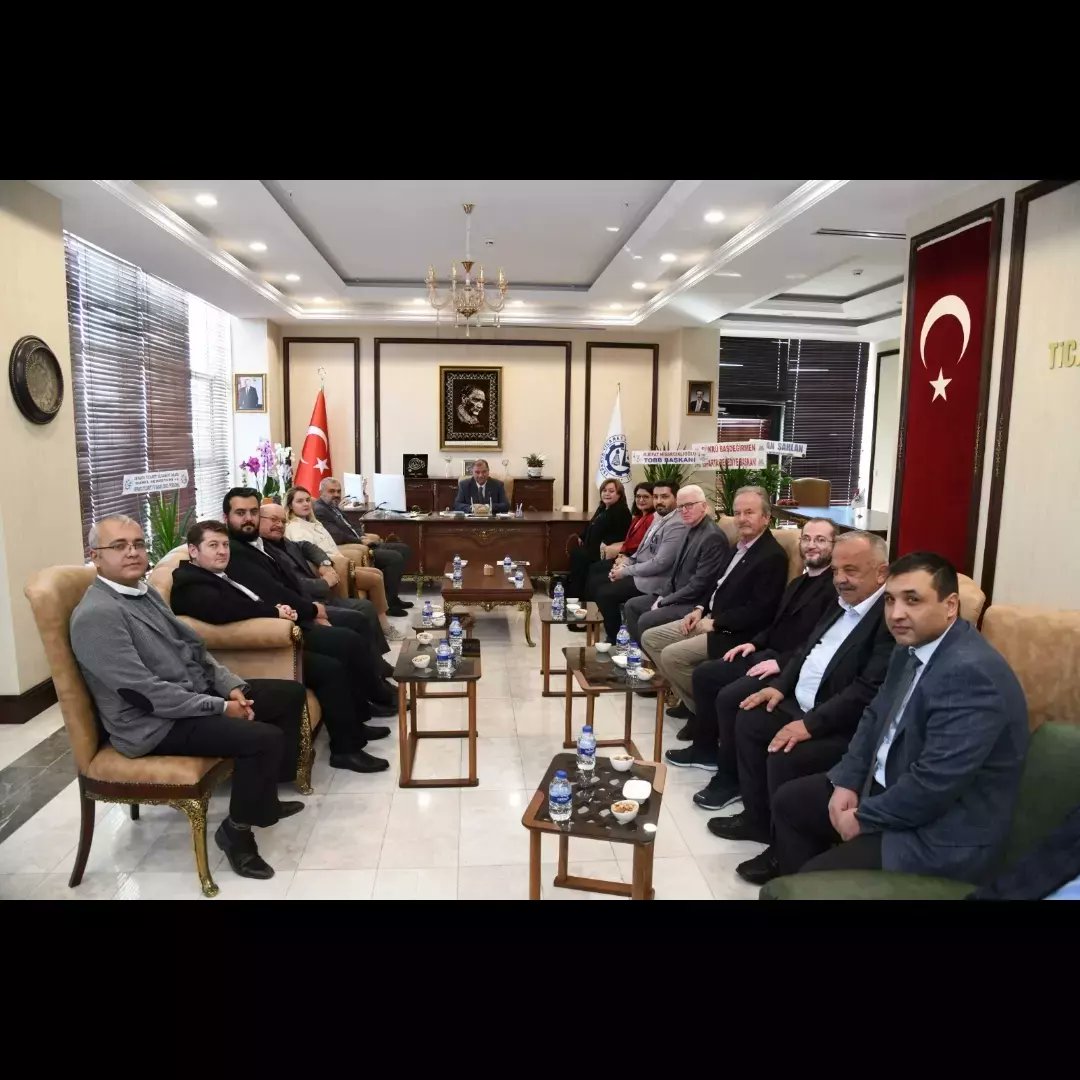 Ispartadeva32's tweet photo. Isparta Ticaret Ve Sanayi Odası Baskanlığına seçilen Sn. Metin Çelik, Oda Meclis Başkanı Ethem Erkan Kader Ve Yönetim Kurulu Deva Partimiz tarafından ziyaret ettik, kendilerine yeni görevlerinde hayırlı olsun diler başarıların devamını dileriz
@devapartisi @alibabacan https://t.co/Vqo3nk218x