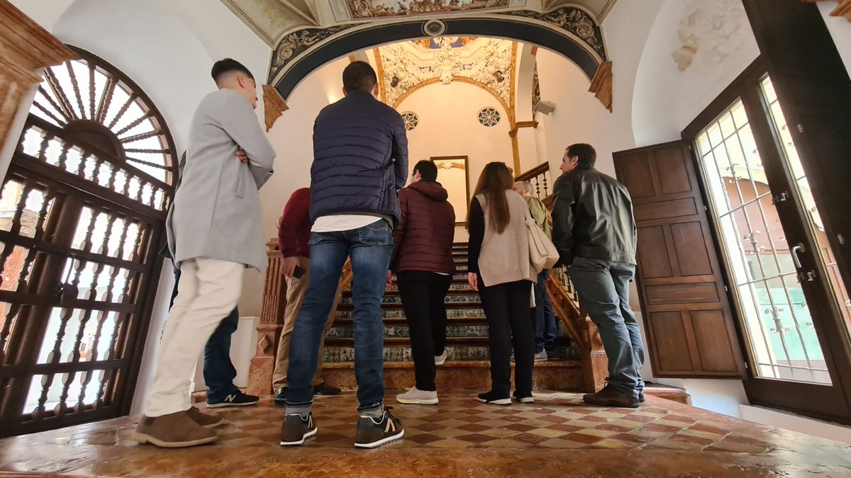 Proyectanda's tweet photo. Desayuno, cata en bodega y comida en Lucena. ¡Equipo @Proyectanda! 💪 https://t.co/Zyguelhb5R