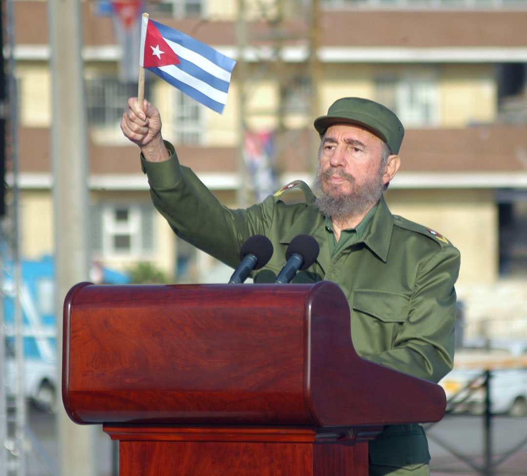 Recordamos 6 años de la partida del hermano Comandante de la Revolución Cubana y de la liberación de los pueblos antiimperialistas del mundo, Fidel Castro Ruz. Sus ideas y ejemplo revolucionario nos inspiran a luchar cada día por la dignidad y soberanía de nuestra querida Bolivia