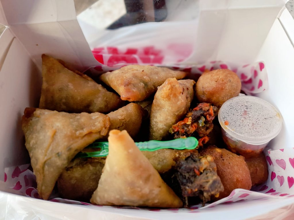 KemensCakes's tweet image. How it started           How it ended
#CustomersCam

How are we satisfying your small chops craving tomorrow? 
Send a DM to place an order

#pagesbydamicommerce