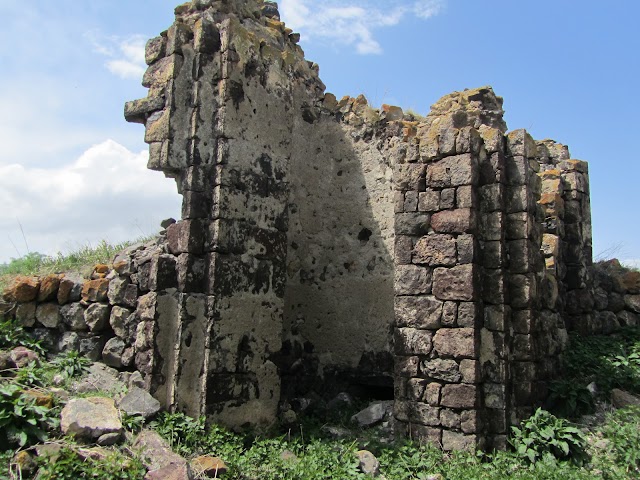 ChurchesOfNote's tweet photo. 🇦🇲 - Surb Hripsime Church; Verin Ktanots, Artsvanist, Armenia
https://t.co/ssaNHF8wQR
#VisitArmenia
#StepByStep 👣
#ChurchesOnTwitter
Been here? ❤️
#OldTestament #pray #Photography #Baptism #Faith #NewTestament
🧵 1/ https://t.co/ozTUwoCDSo
