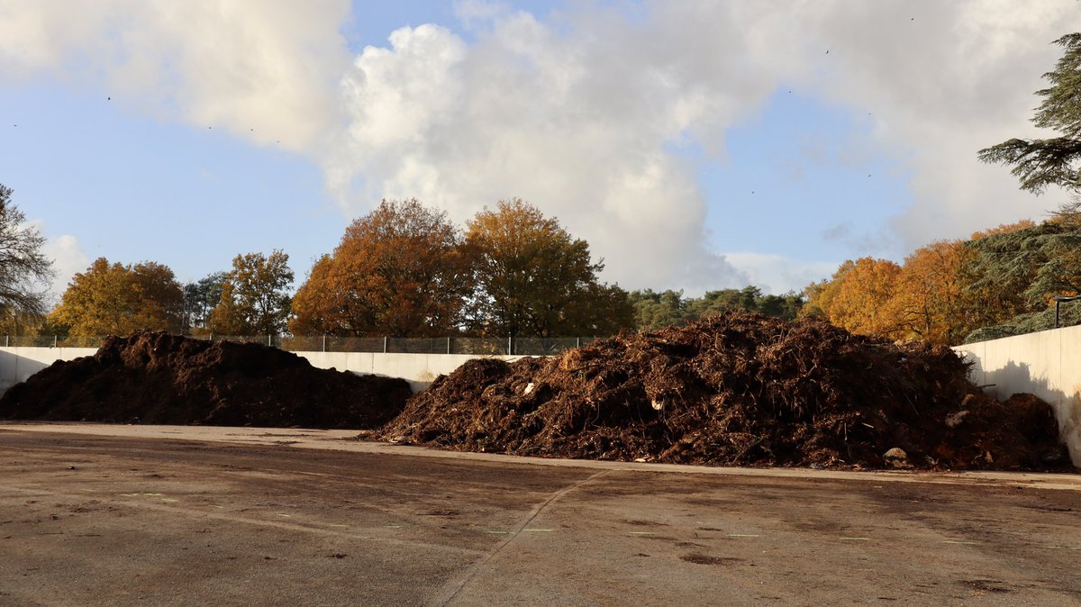 Visite de l’usine de bio-méthanisation de Thoiry Bioenergie
➡️ Réutilisation des déchets végétaux du @zoothoiry, des agriculteurs et des communes avoisinantes pour alimenter 9 villes en biogaz
➡️ Cercle vertueux de l’économie locale pour fournir de l’engrais aux agriculteurs