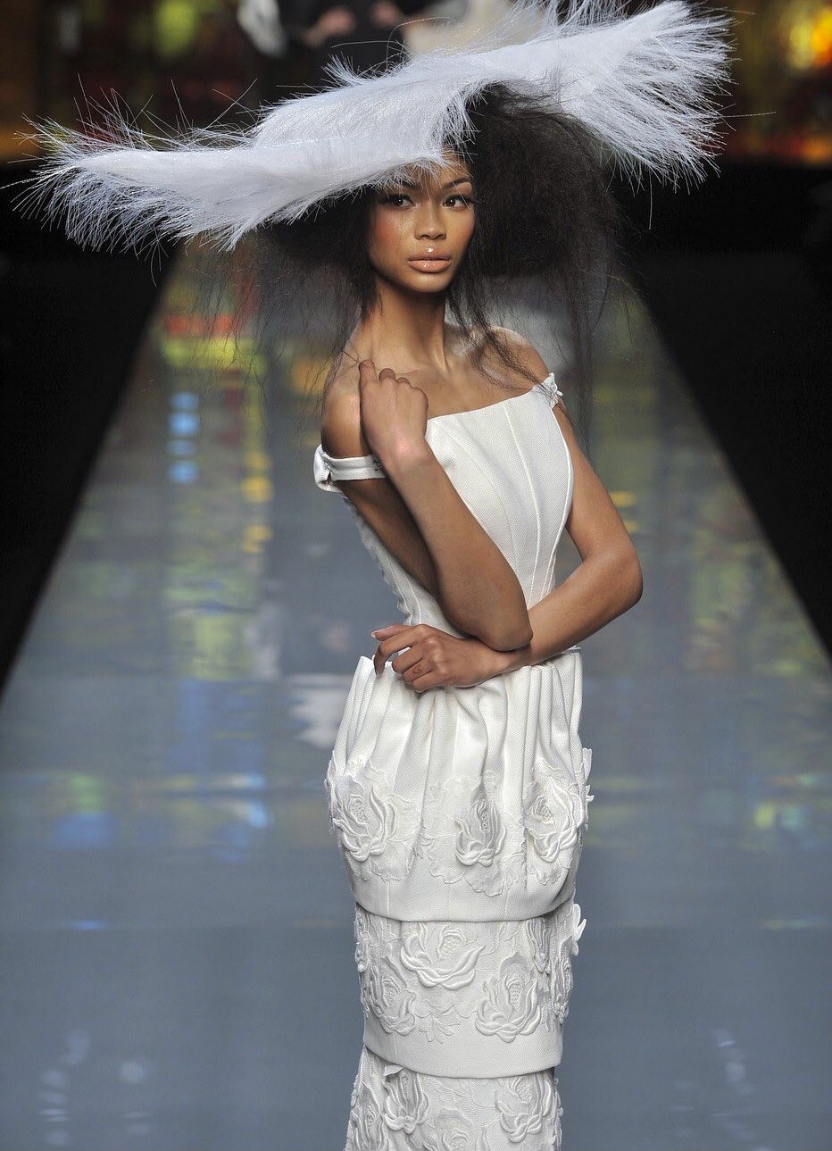 ❦ on X: chanel iman at christian dior s/s 2009 couture in the bridal rose  print dress paired with the feather hat  / X