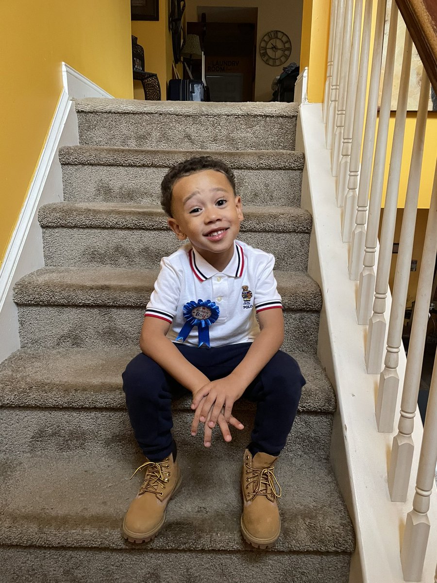 cece_glo_in's tweet photo. Handsome Self πππ #finally5 https://t.co/KX1Np39XWS