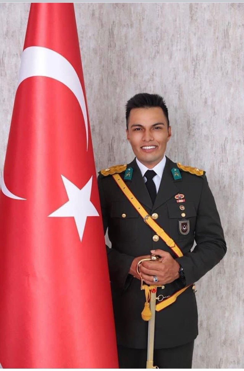 ConflictTR's tweet photo. 🔴 Kara Harp Okulu 2021 devresi Anafartalar taburundan Teğmen Duabey Onur Öztürkmen, Kuzey Irak'ta Pençe Kilit operasyonunda şehit olmuştur. https://t.co/Fm227X8Qtl