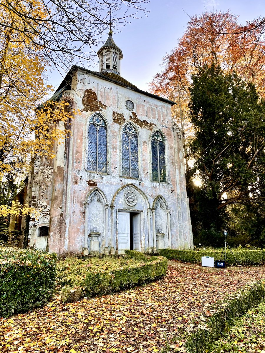 3D scanning of the beautiful 14th century chapel as part of the Sint-Jansberg Monastery at Zelem.
This beautiful project provides stunning images. #NX2, #SCANtoBIM, #3Dscanning, #BIM, #FARO, #SINT-JANSBERGKLOOSTER, #ZELEM