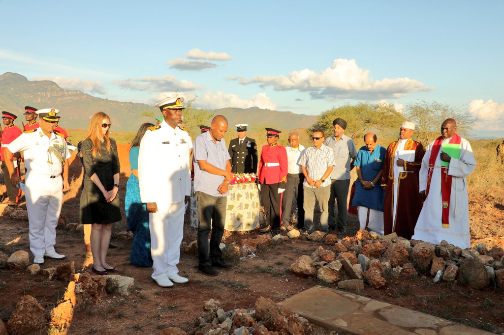 GovernorMwadime's tweet photo. At Mwashoti Memorial Pillar commemoration service in remembrance of the African first world war soldiers and porters. #WW1Commemoration2022 #WekezaTaitaTaveta https://t.co/DVRtrJOEa1