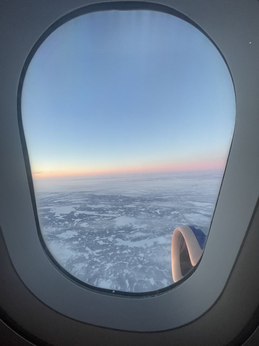 JohnnySB_PR's tweet photo. KIRKEN-YES 💯 earlier this week I stayed at the Snow Hotel in Kirkenes, and still can’t get over the epic ice sculptures or stunning landscapes ❄️🌅 @Hurtigruten https://t.co/5x6TjAd49m
