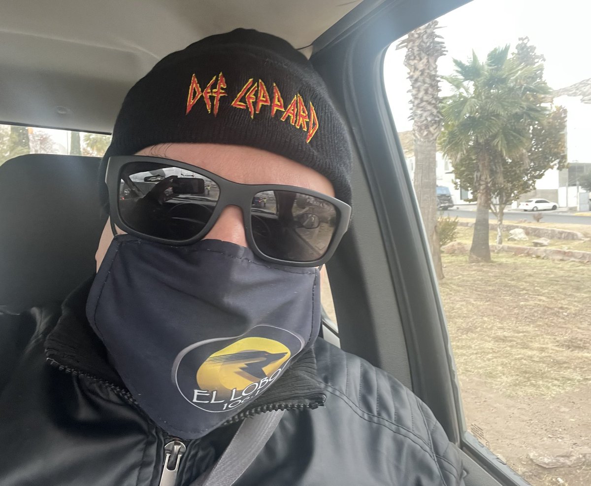 CHARLIECONTIGO's tweet photo. Llego el frio de fin de semana en Chihuahua City! Vamos con todo al #VIERNESCLASICO #CHARLIECONTIGO #ELLOBO1061 https://t.co/tLaLIlV3IC