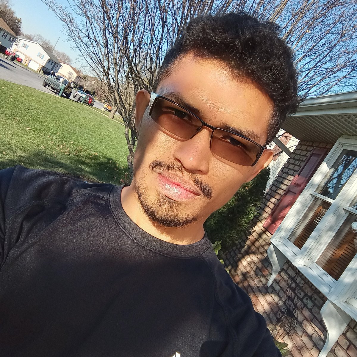 rjverap's tweet photo. #NuevaFotoDePerfil https://t.co/Qb8SoabT3L