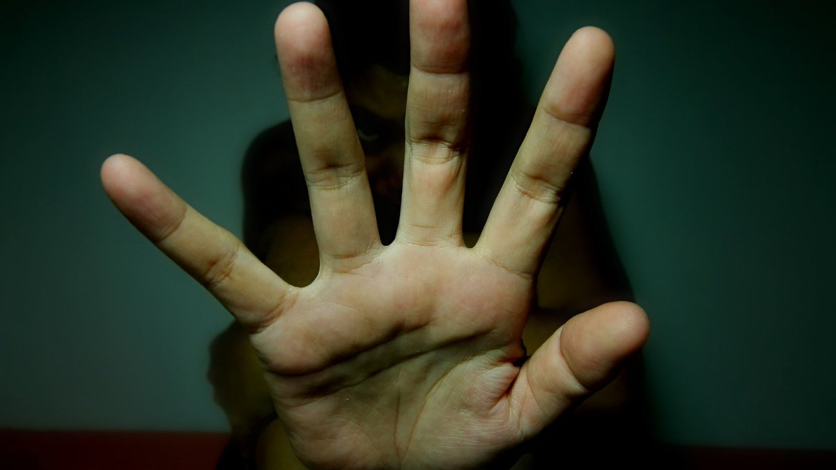 On the International Day for the Elimination of Violence against Women, pray in Jesus' name for Canadian immigrant mothers and daughters enduring abuse. Pray for the Church to “defend the weak and the fatherless; uphold the cause of the poor and oppressed." ⁠(Psalm 82:3)