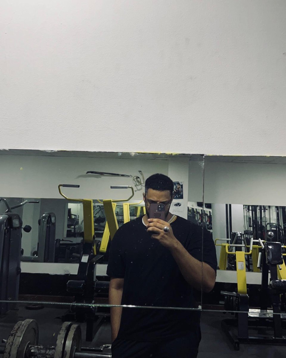 HusaamKhusaibi's tweet photo. Its a push kinda day #225bench https://t.co/suCSiArcM9