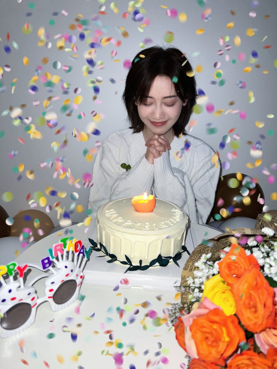 lungloy's tweet photo. 𓆩♡𝐻𝑎𝑝𝑝𝑦🎂𝐵𝑖𝑟𝑡ℎ𝑑𝑎𝑦♡𓆪
    𓆩♡2022👑1125♡𓆪
สุขสันต์วันเกิด #เจิ้งชิวหง🎈🇨🇳
ขอให้มีความสุขมากๆ...นะ🎉
สุขภาพแข็งแรง🎊
สวยจัง😁🥳
#เจิ้งชิวหง #ZhengQiuHong #郑湫泓
#HappyZhengQiuHongDay
#郑湫泓1125生日快乐
#Happy32Birthday
𓆩❤️19901125❤️𓆪 https://t.co/fuHbD22dLp