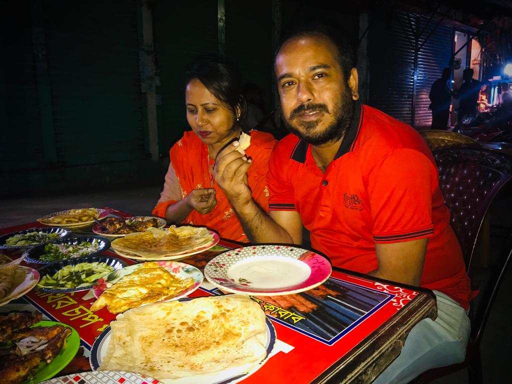 mrdmaksud's tweet photo. বিহারী পল্লীর #কাবাব
#mrdmaksud #NightCafe #streetfood #Dhaka #Bangladesh #sofhor #সফর https://t.co/rUenXHALr6