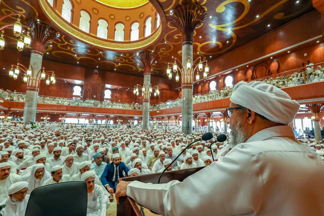 JKalanjibail's tweet photo. *_Masjidul Aasar- Juma Started_ by Dr. Syed Ali Abdulrahman Al-Hashimi UAE_*

#markazknowledge city#Indias biggest masjid #ap ustad https://t.co/1XrQdh8IJP