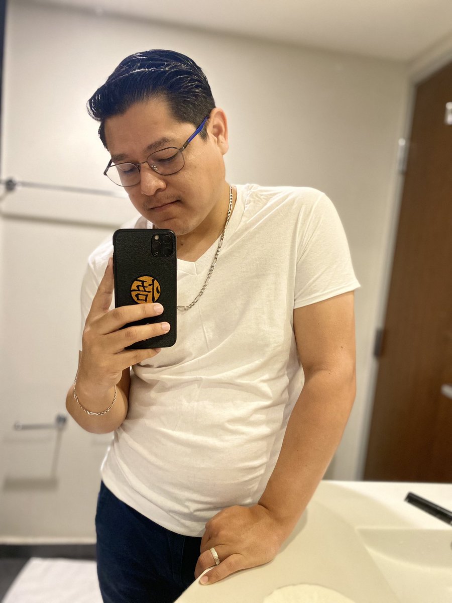 AlbertCA21's tweet photo. Viejo treinton 😒 https://t.co/715aPiuKhd