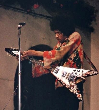 anfetaminayrock's tweet photo. EFEMÉRIDES 27/11/2022
- Jimi Hendrix hubiera cumplido 80 años
- El gran Charlie Benante cumple 60 años
- Myles Kennedy, uno de los cantantes más destacados del Metal actual, cumple 53 años
- Mike Bordin (Faith No More/Ozzy Osbourne) cumple 60 años

(1/3)

#OnThisDay https://t.co/erTdtxT1yc