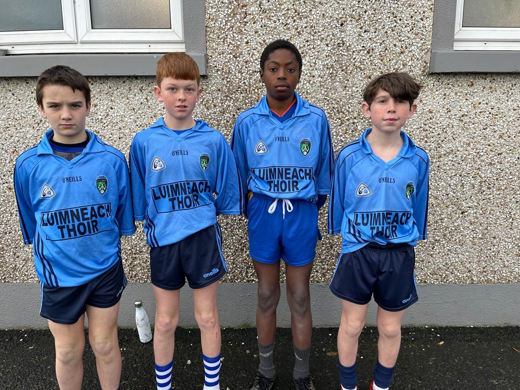 DoonGaaClub's tweet photo. Well Done to the 9 Girls &amp; Boys Aoibheann, Maya Emma, Liz, Millie, Cian, Eoin, Junior &amp; Aaron 
Who Represented The East in Football Organised by Cumann na mBunscol Luimnigh. We Are Very Proud of Ye All.
Thanks to Br. Dormer For Taking The Pictures. @OolaGAA @LimerickGAAzine https://t.co/lDj88Gsftb