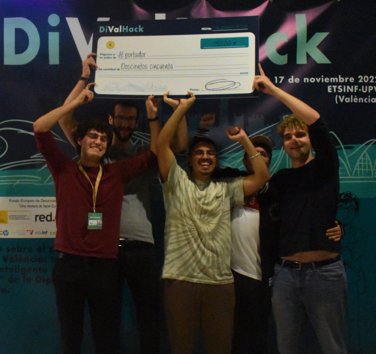 DivalHack's tweet photo. ¡EL17 DE NOVIEMBRE CELEBRAMOS EL #DEMODAY del @DiValHack!

Un día lleno de nervios por los #pitchs de los 11 equipos que han estado trabajando en sus proyectazos.

¡Gracias a todos por participar y felicidades a los ganadores!

🥇TourDog
🥈TurismeDTI
🥉BeeCycle https://t.co/kmsYRZfhDK