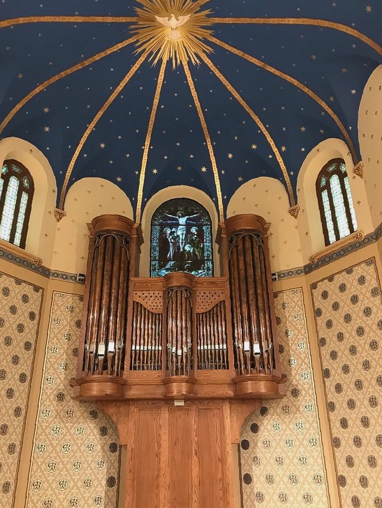 JohnCanningCo's tweet photo. Installing the work that we create #InTheStudio requires patience &amp; skill but is ultimately rewarding when the canvas is placed &amp; the work can be admired. The intricate #Stenciled &amp; #HandPainted design shown in our earlier post can be seen here on the walls of a #Church in #CT. https://t.co/QpKYI3Kn1E