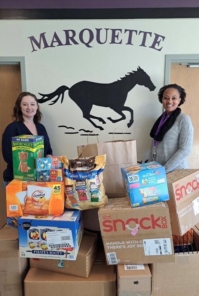 WisconsinDOA's tweet photo. Big shout out to our DOA colleagues who collected more than 900 healthy snacks for Marquette Elementary School students at @MMSDschools. Well done! #GivingBack #SnackDrive https://t.co/OeAKRxRaDf