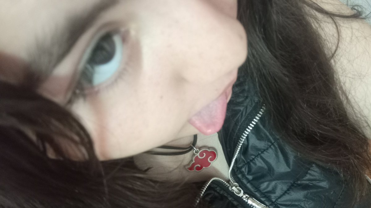 YangCurrywon_'s tweet photo. @nishikuran por prestarle mi teléfono a mi compañera para q se saque fotos? https://t.co/cfASURdZoe