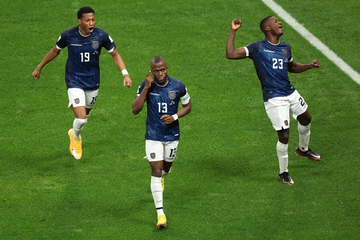 sopitas's tweet photo. 🇳🇱 1-1 🇪🇨 | 49'

¡Gol de Ecuador! Enner Valencia consigue el empate #Qatar2022 #Qatar22XSopitas https://t.co/uEAKnXwaLd