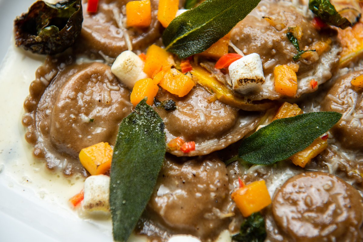 Up close and personal with our handmade pumpkin ravioli😍 #SeeYouAtScampo