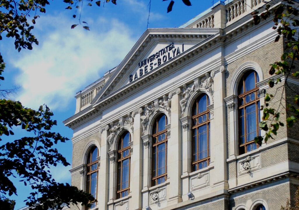 UnivBabesBolyai's tweet photo. For the 7th year in a row, UBB is the first university in Romania based on the 2022 University Metaranking. While rankings do not evaluate a university completely and/or definitively, they may serve as useful exploratory benchmarks. https://t.co/0oCtiVuqnC