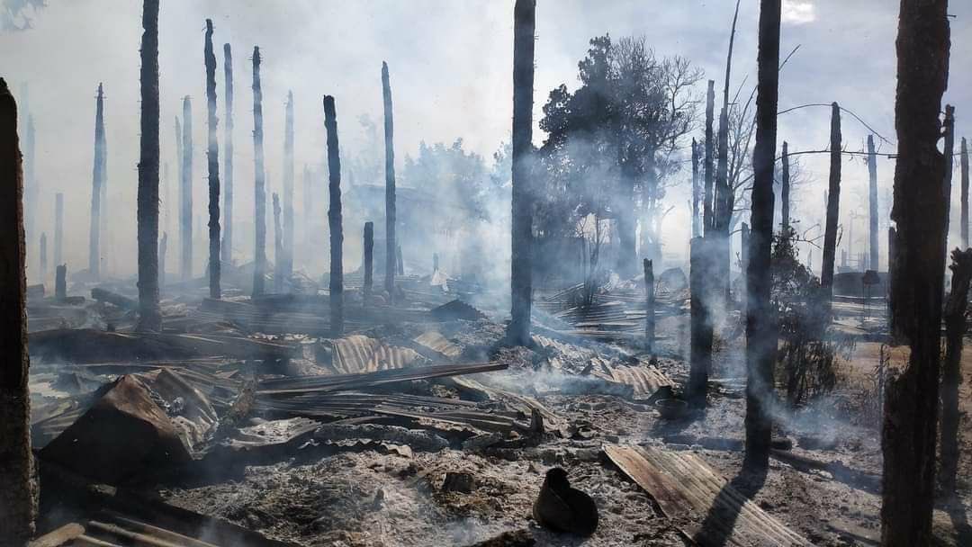 yuri_yukimura's tweet photo. As of yesterday, SAC troops abducted killed Ko Khine Zaw Than, the resident from Gangaw tsp, Magway division. Moreover, they burnt down 34 civilian houses from Waryinchaing village, Hteelin tsp. #2022Nov25Coup #HelpMyanmarIDPs #WhatsHappeningInMyanmar https://t.co/CBnPuYKTeD