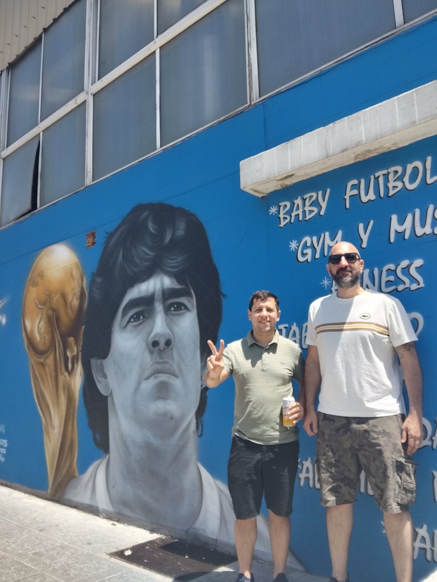 GermanPavone's tweet photo. #MaradonaEterno #DiegoEterno
#Argentino #D10S #Villainsuperable
#LaMatanza #Argentina https://t.co/Jp6ibTXDRK