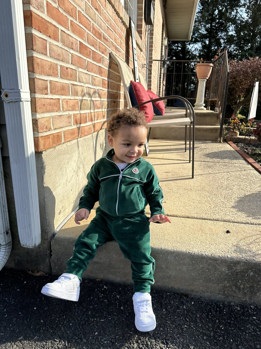 swaggy_kai's tweet photo. Any time Iโm feeling down all I need to see is his face to brighten my day ๐ love u 4L lil dude #bigzo #cleezy https://t.co/mIxBqUvxMC