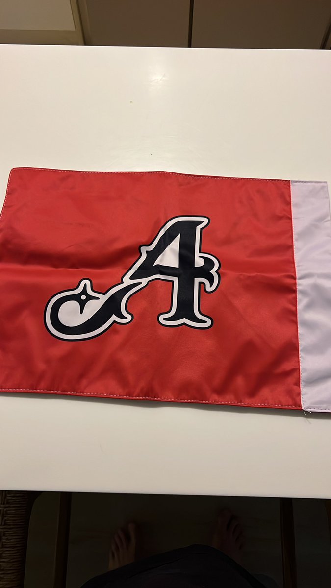 cpgillespie's tweet image. So I got drunk at a charity golf day and bought a signed flag by the Aces from their inaugural LIV victory. #LIVgolf #golf