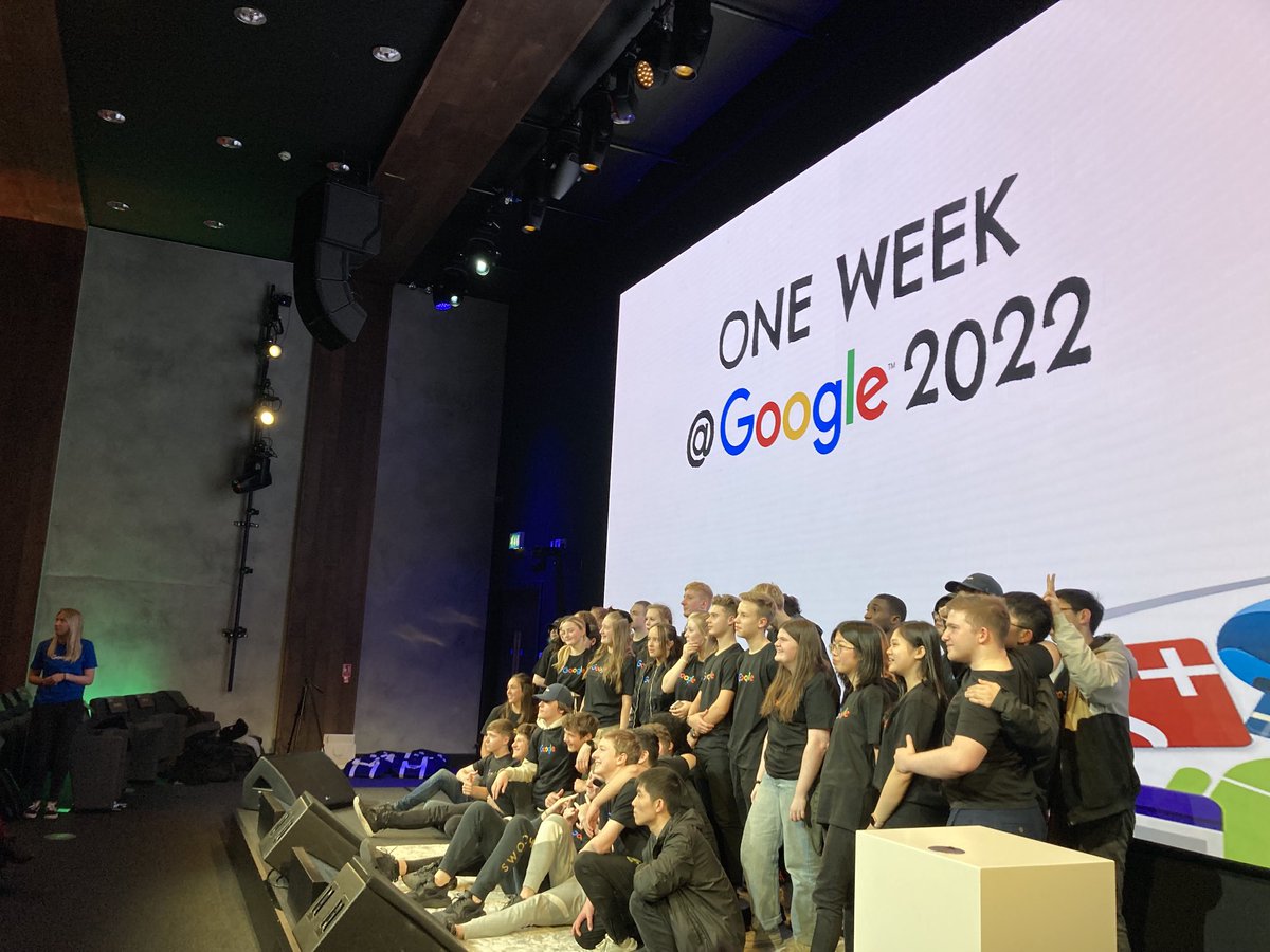 ivanabacik's tweet photo. Delighted to be invited to present the #TransitionYear @Google #Dublin programme certificates today to the brilliant TY students from ⁦@MarianCollege⁩ @RingsendC ⁦@WestlandrowTY⁩ ⁦@LarkinCDETB⁩ #celebratingeducation https://t.co/c8IDIc7sZ4